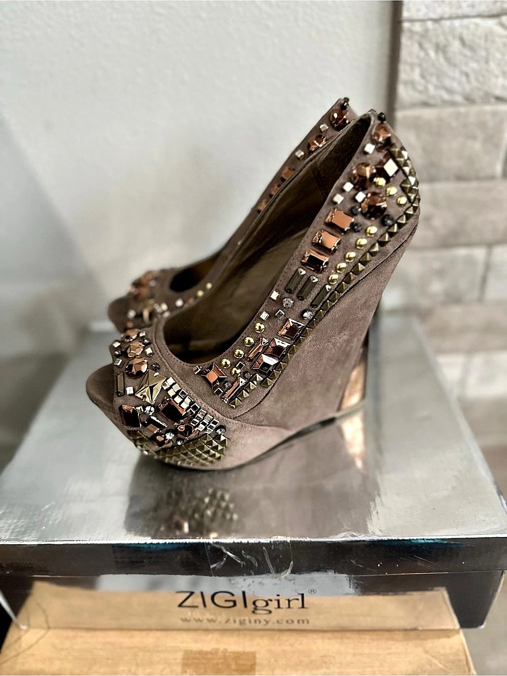 Zigi Girl Embellished Wedge Heels in Brown Like New